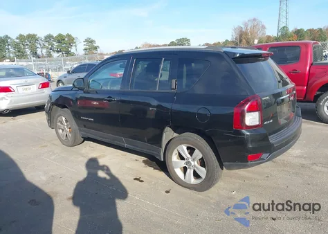 2017 Jeep Compass Sport 4X4 from USA, damaged, VIN 1C4NJDBB1HD106647